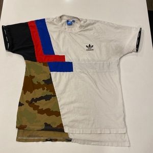 Adidas Mens camo color block t-shirt